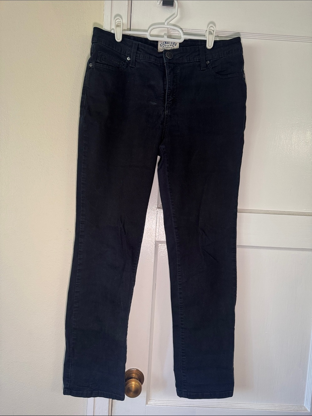 Levi’s Black Women's Straight-Leg Jeans